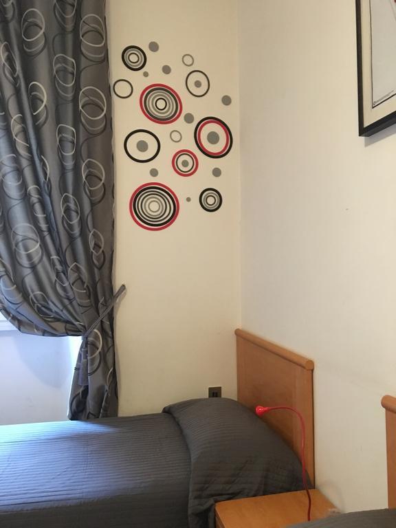 Delightful Apartment 100 Meters From The Colosseum Ngoại thất bức ảnh