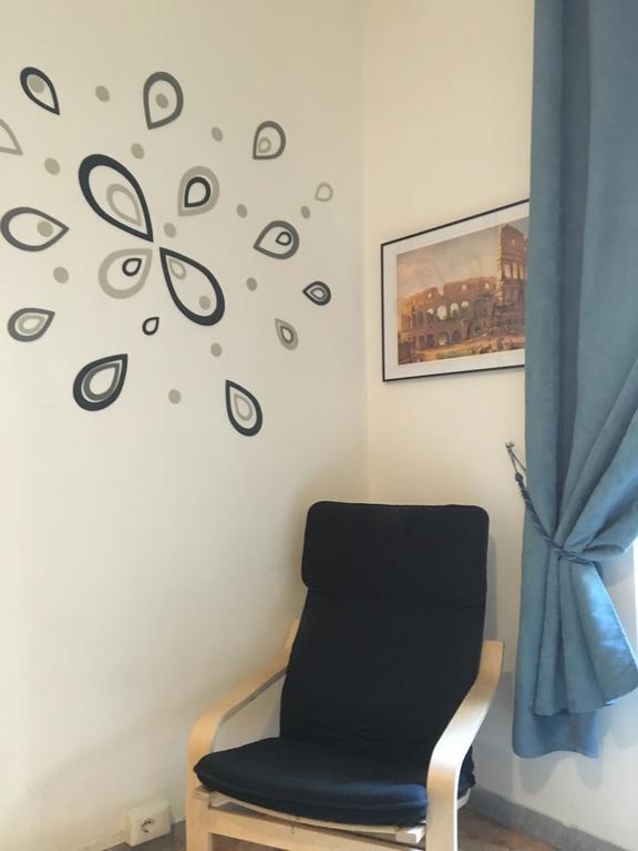 Delightful Apartment 100 Meters From The Colosseum Ngoại thất bức ảnh