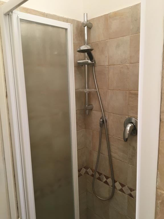 Delightful Apartment 100 Meters From The Colosseum Ngoại thất bức ảnh
