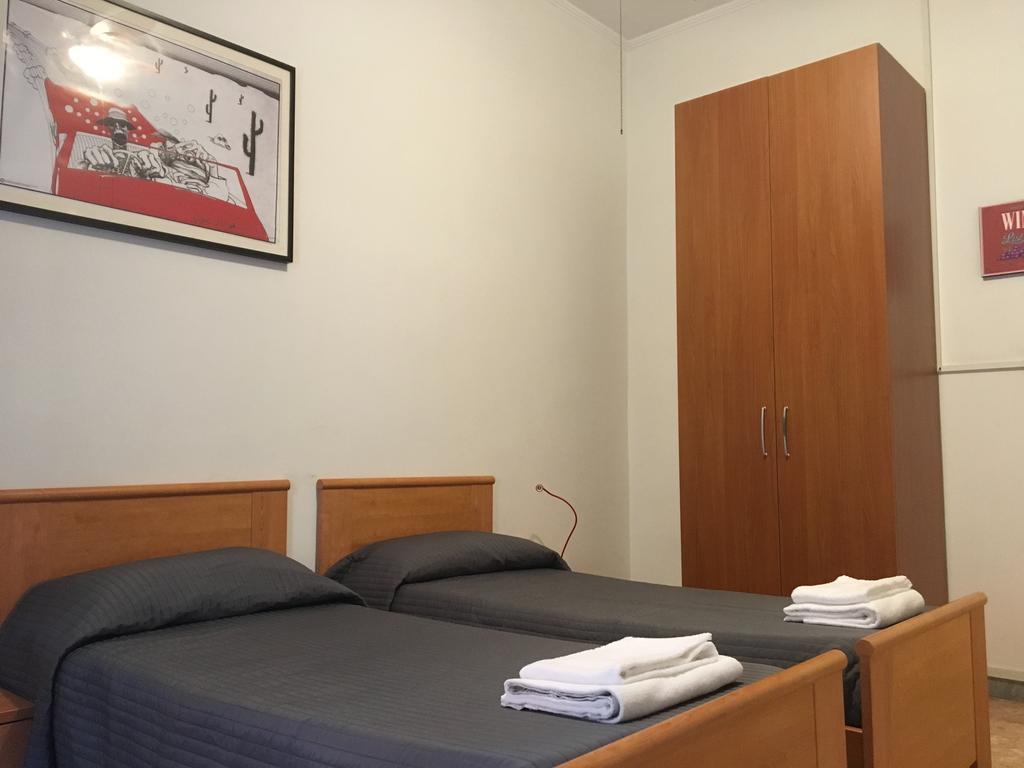 Delightful Apartment 100 Meters From The Colosseum Ngoại thất bức ảnh